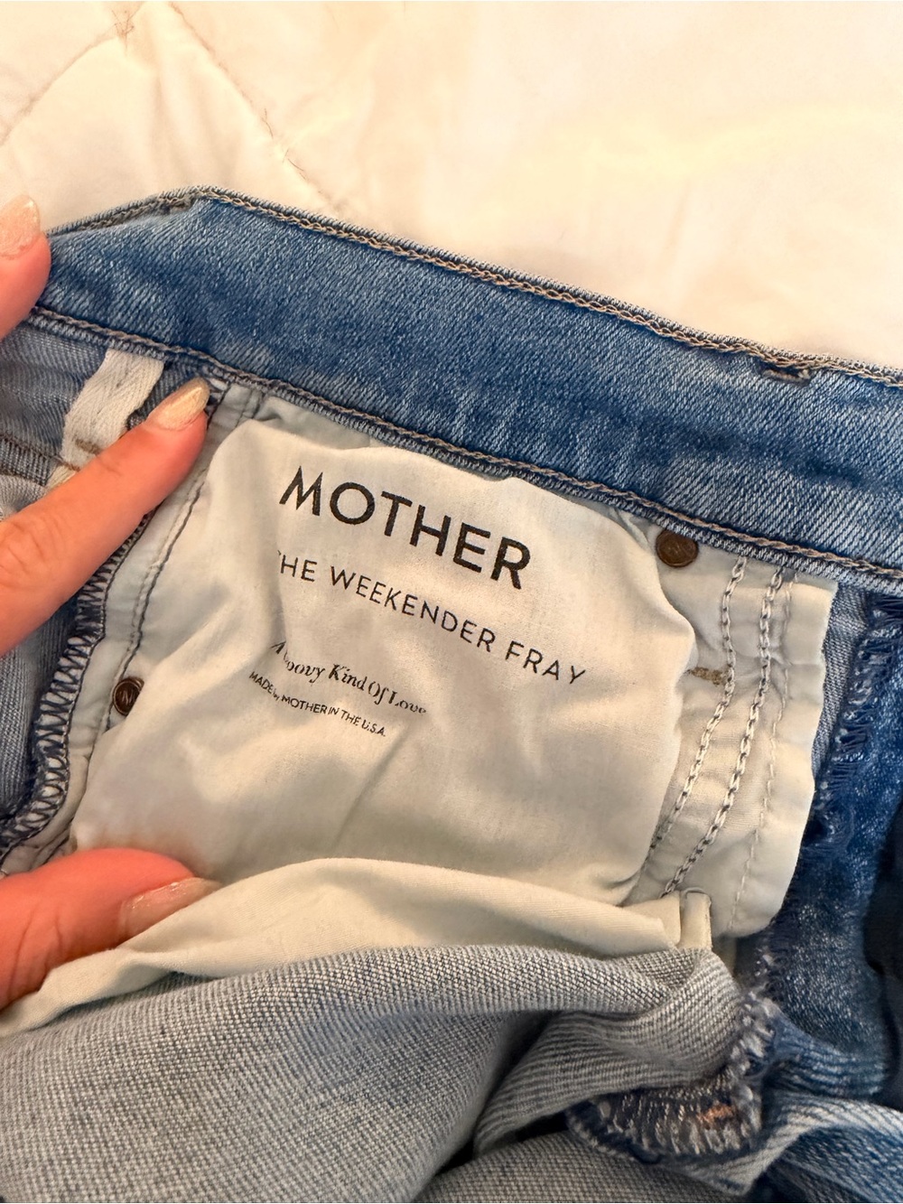 MOTHER The Weekender Fray Flare Jeans, Size 28 - Picture 7 of 8